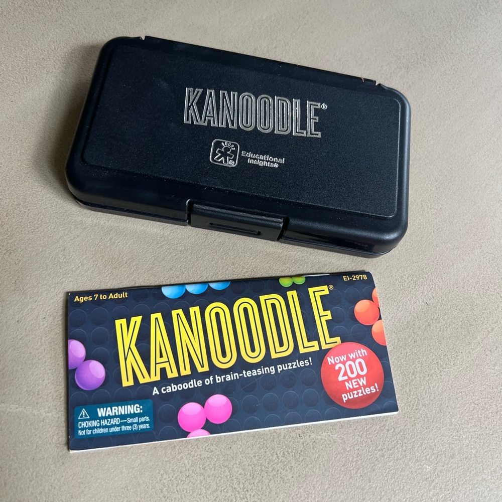Kanoodle Brain Twisting 3-d Puzzle Game 12pc